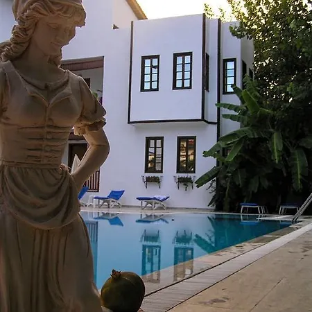 ホテル Garden テキロヴァ