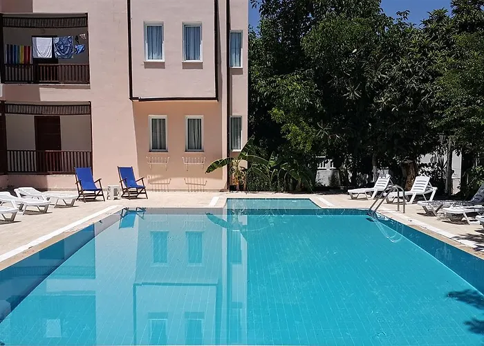 Ξενοδοχείο Garden *