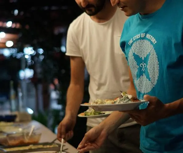 Отель Garden Текирова