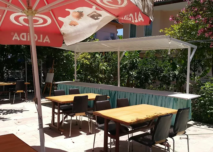 Garden Отель Текирова