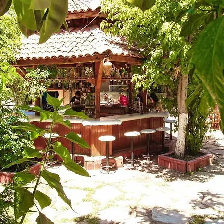 Garden Текирова